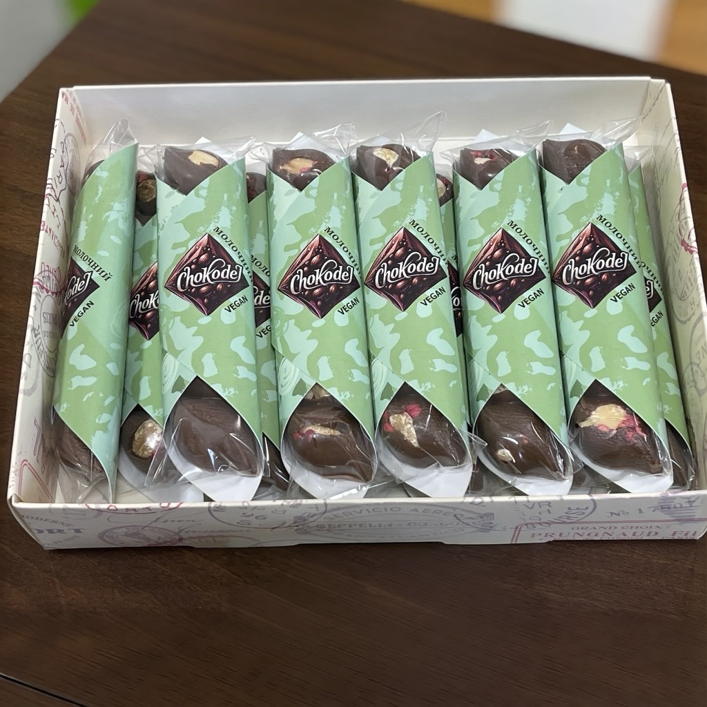 Коробка веганских батончиков Chokodel без сахара